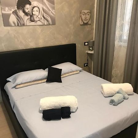 Via Serradifalco, Zona Via Dante 팔레르모 외부 사진